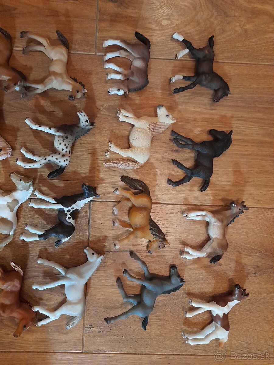 Schleich žriebätká - 4