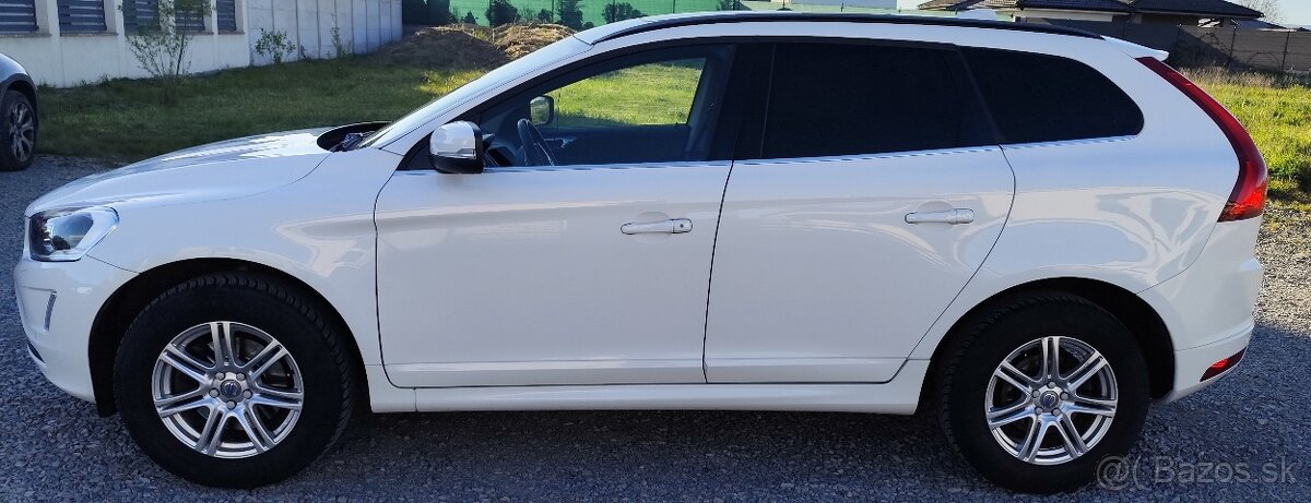 Volvo XC 60 - 4