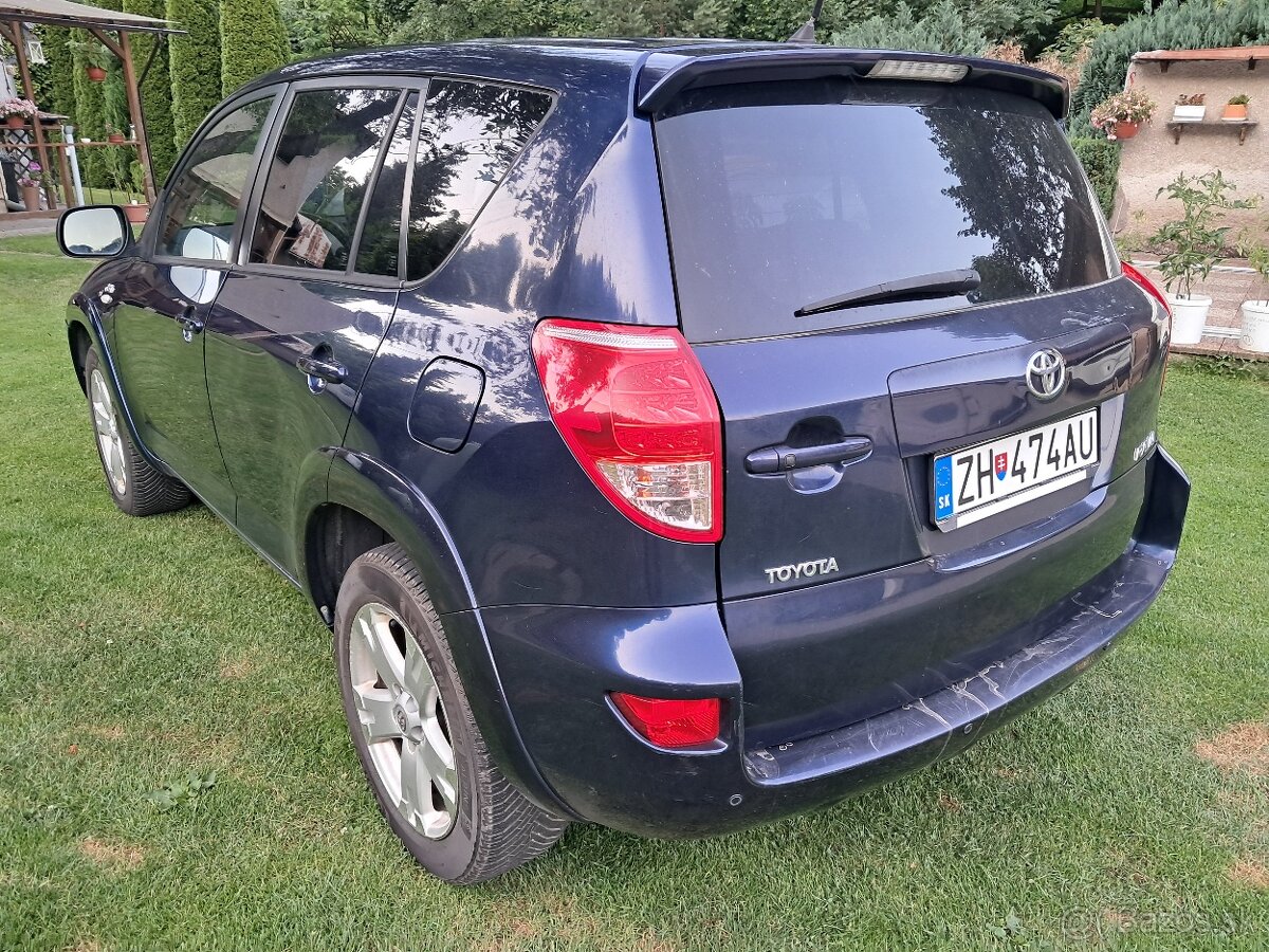 Toyota Rav4 - 4