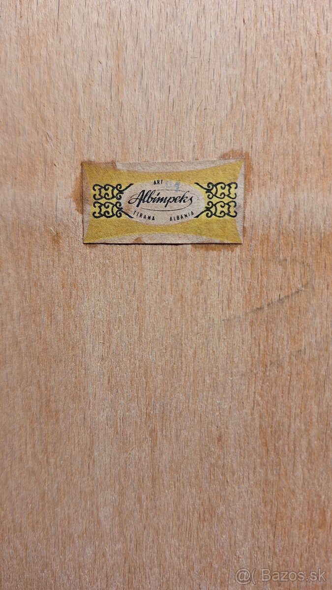 Ručne vyrezávaný drevený obraz z Albánie – vtáky (originál A - 4