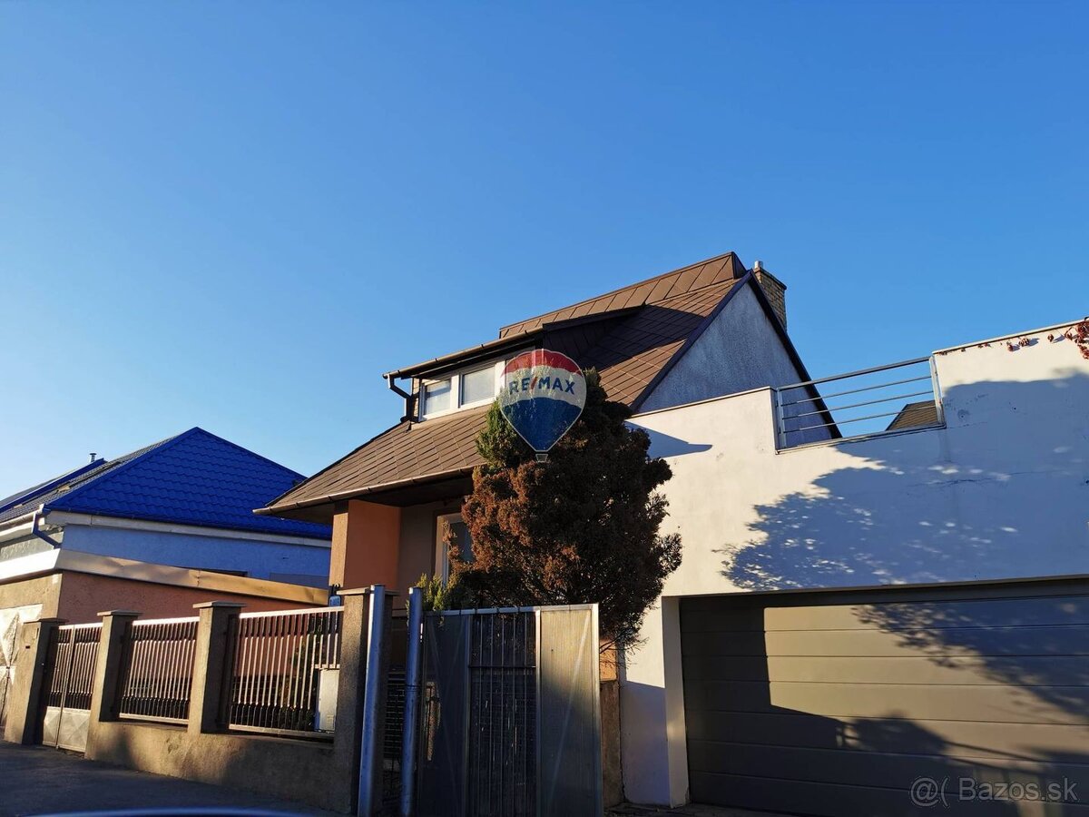 Apartmánový dom, 4 x byty + 3 garzónky, 359m2, zrekonštruova - 4