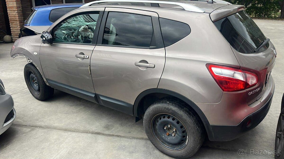 Nissan Qashqai 1,6i 86kw kód motora: HR16 - 4