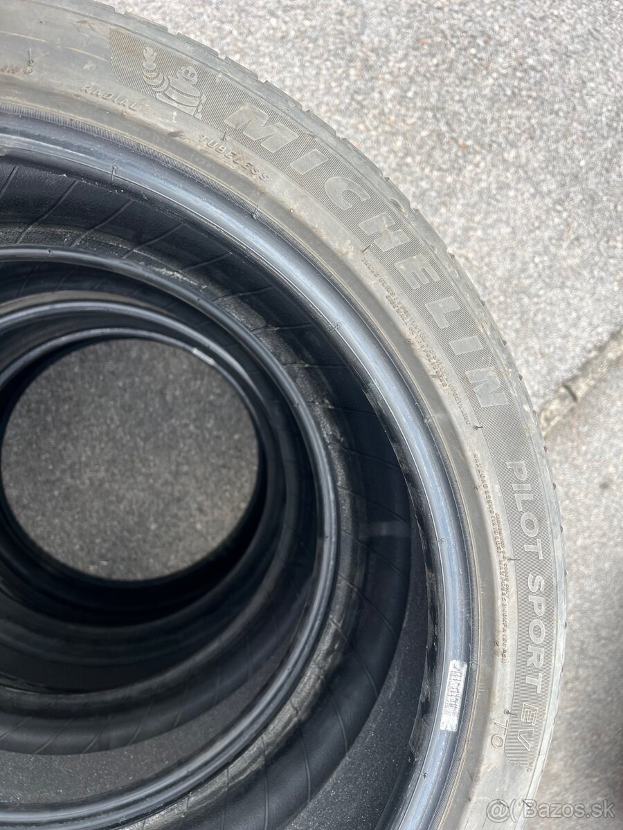 Predám Michelin Pilot Sport 255/40/R20 XL - 4