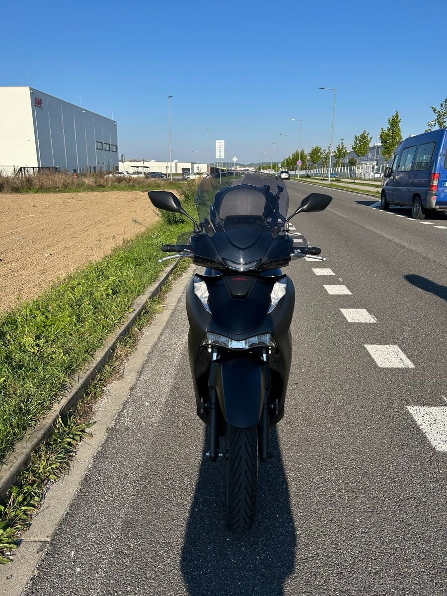 Honda Sh125AD + príslušenstvo - 4