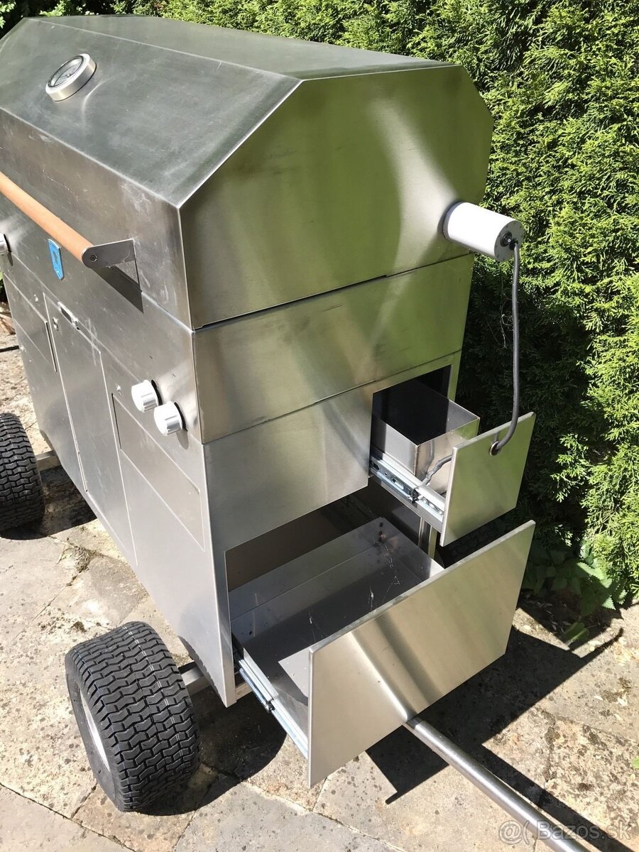 Plynový gril Brennwagen GT 1200 i - 4