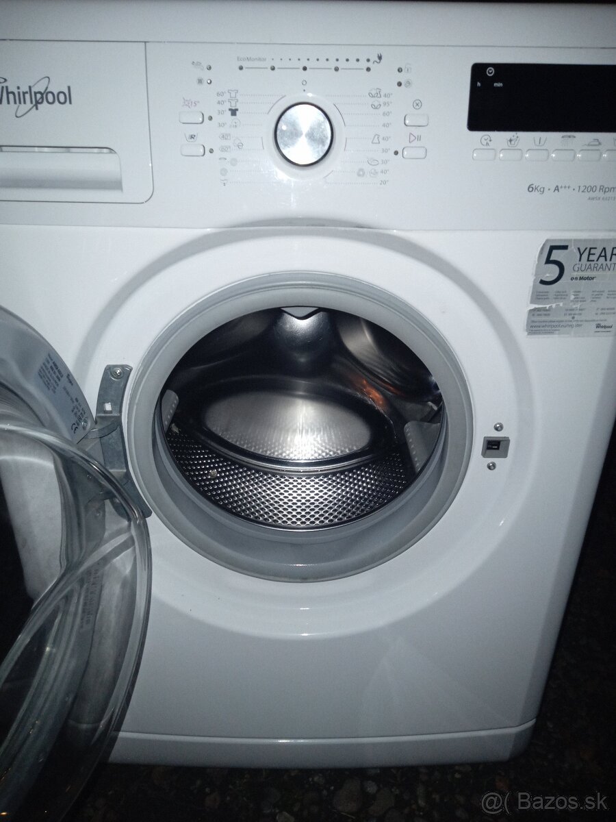 Predám ZÁNOVNÁ plnefunkčná automatická práčka WHIRLPOOL,A+++ - 4