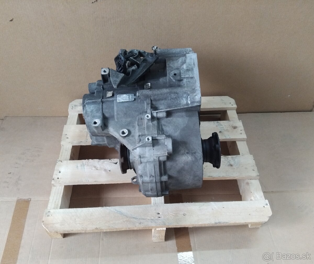 6 st. prevodovka PFL + spojka Škoda VW - 4