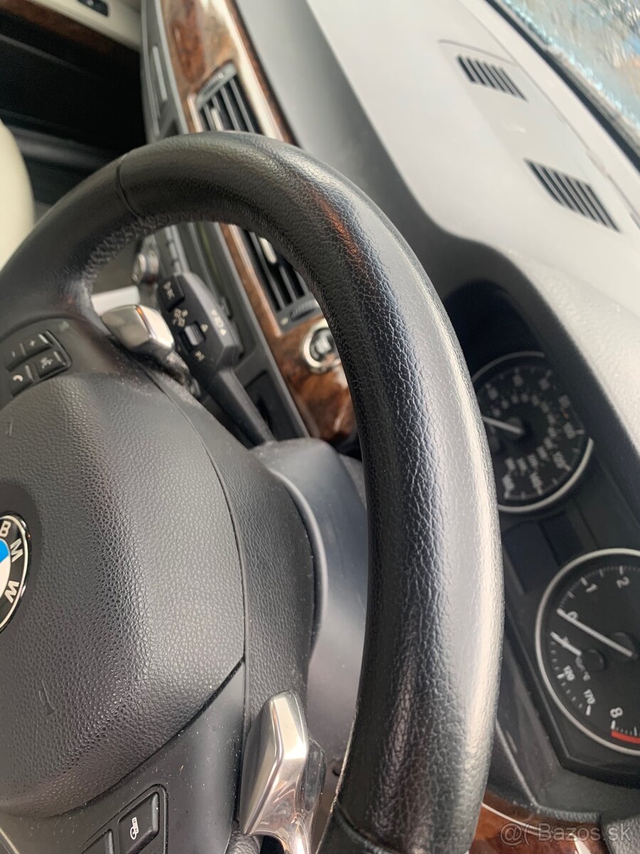 Volant bmw e90 e91 e92 e93 - 4