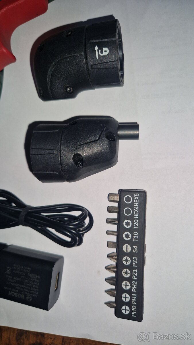 Bosch IXO + excentrický a uhlový nadstavec - 4