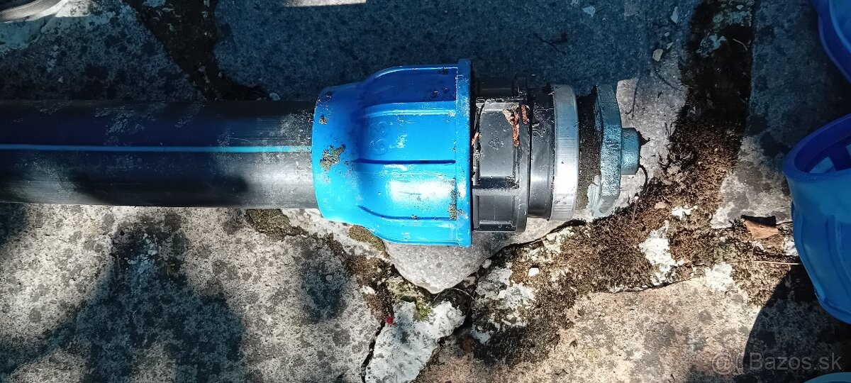 Vodovodné potrubie, kolená a spojky - 4