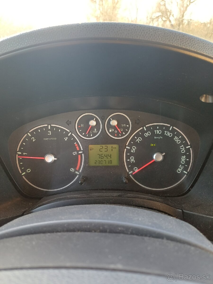 Ford Transit Connect - 4