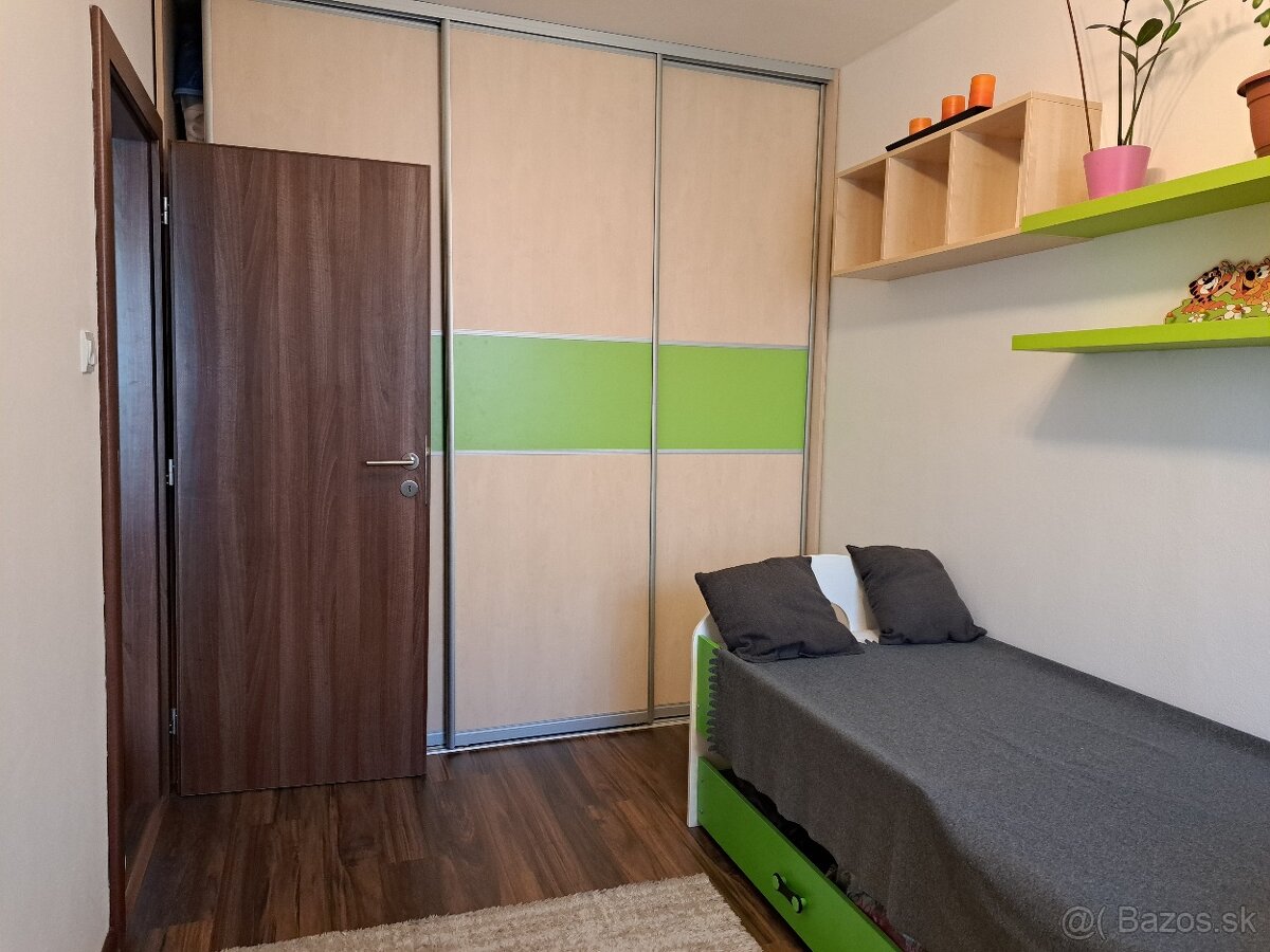 Prenajom 3 i. bytu - 4