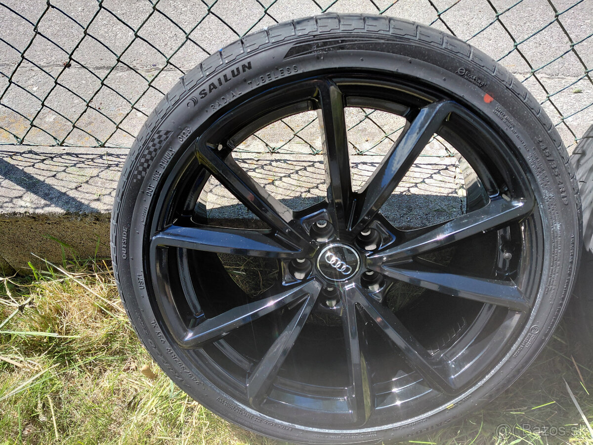 19" AUDI A4 RS - 4