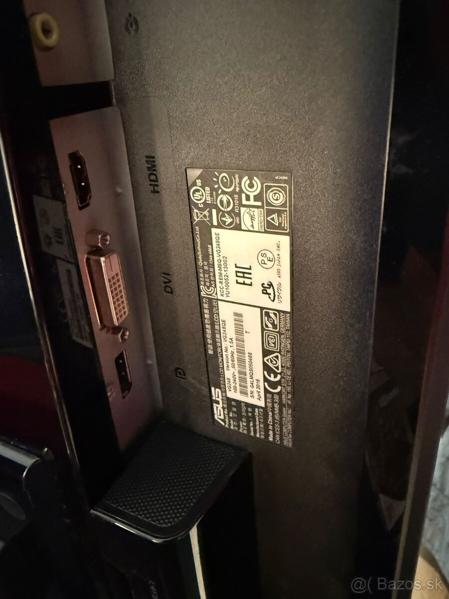 Herny monitor 24" Asus VG248QE - 144hz 1ms - 4