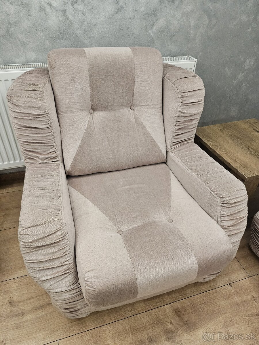 Čalúnená sedačka s kreslom – vo výbornom stave - 4
