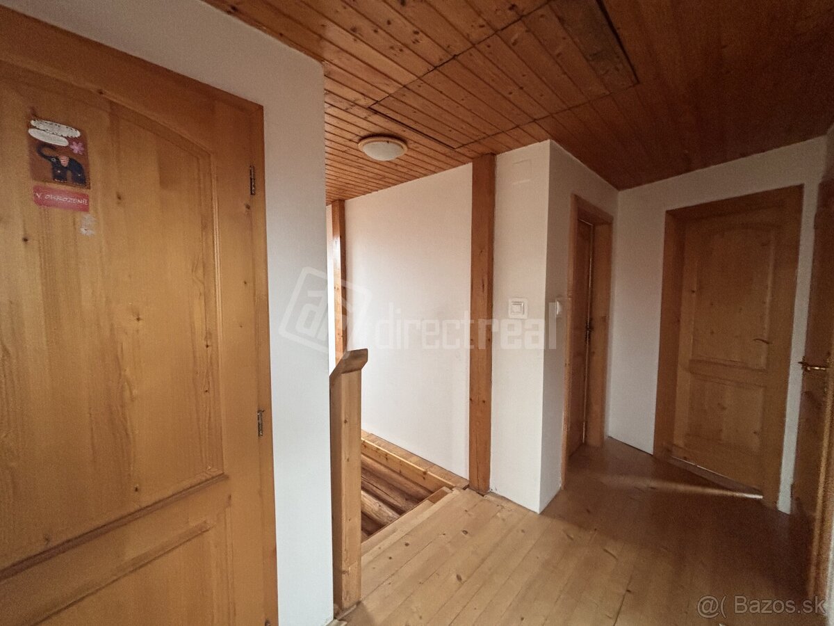 Výnimočný ihneď obývateľný RD v centre Rajca - 4