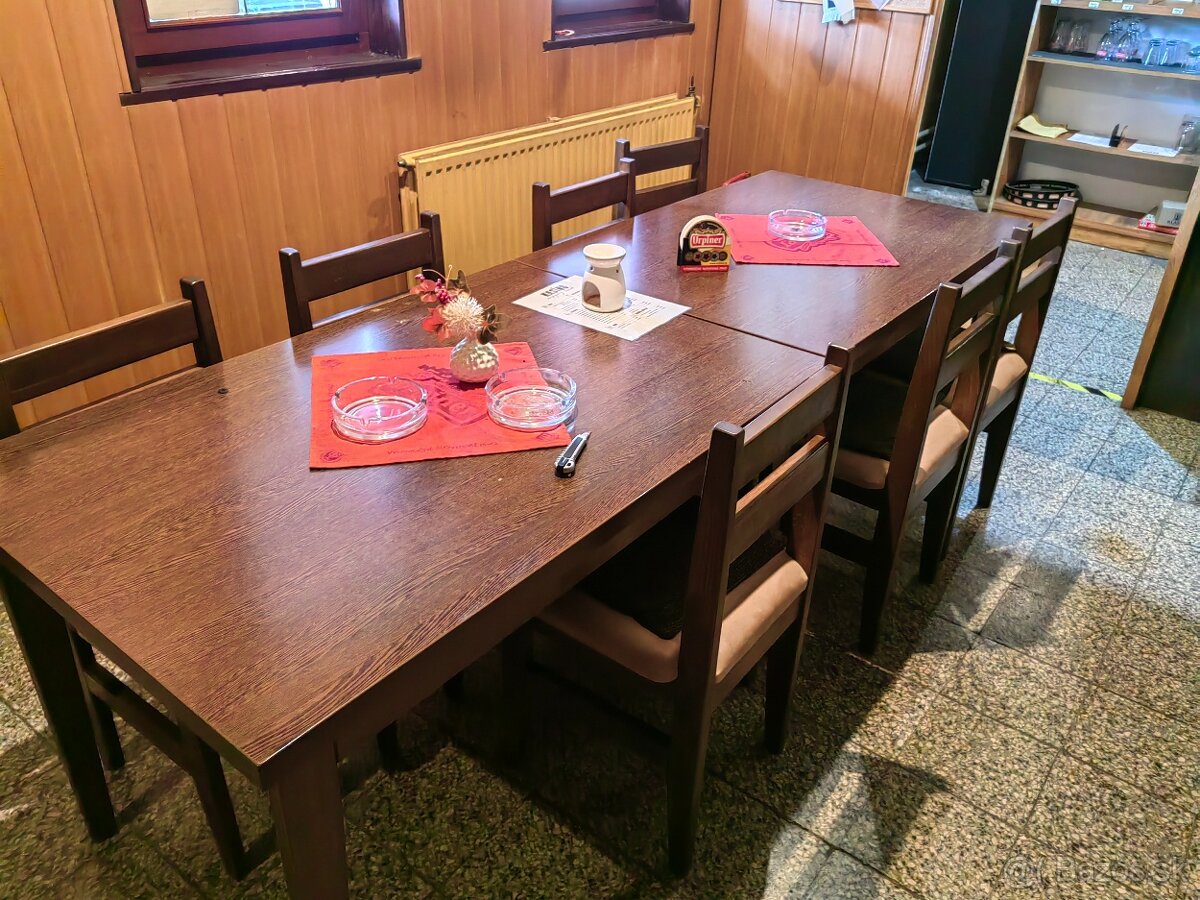 Stôl a stoličky - 4