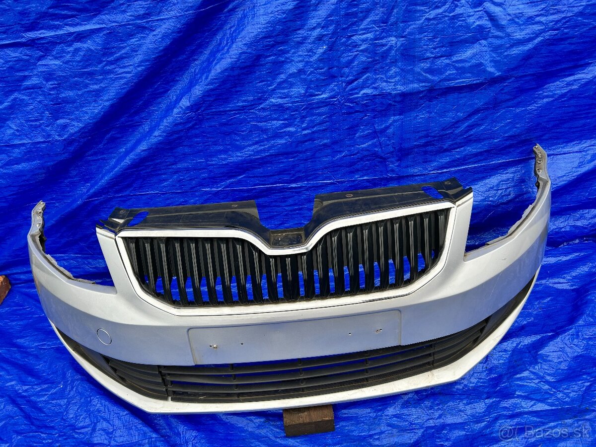 Přední nárazník škoda Octavia 3 - 4