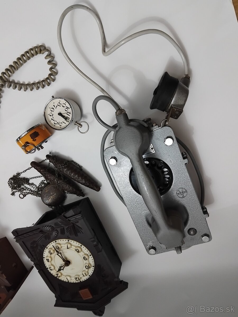 STARÉ DOPLNKY NA CHATU , ALTÁNKU - 4