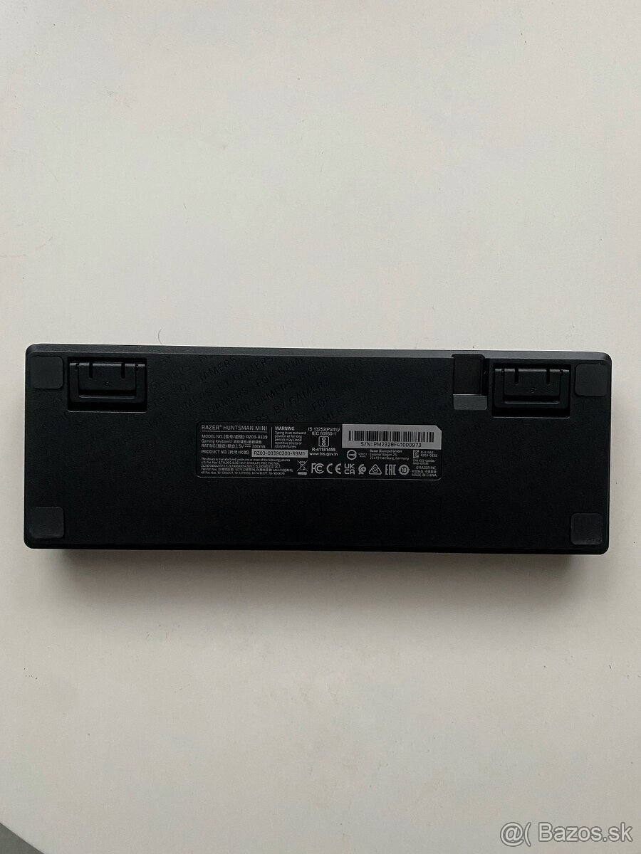 Razer Huntsman Mini (Red switch) - 4