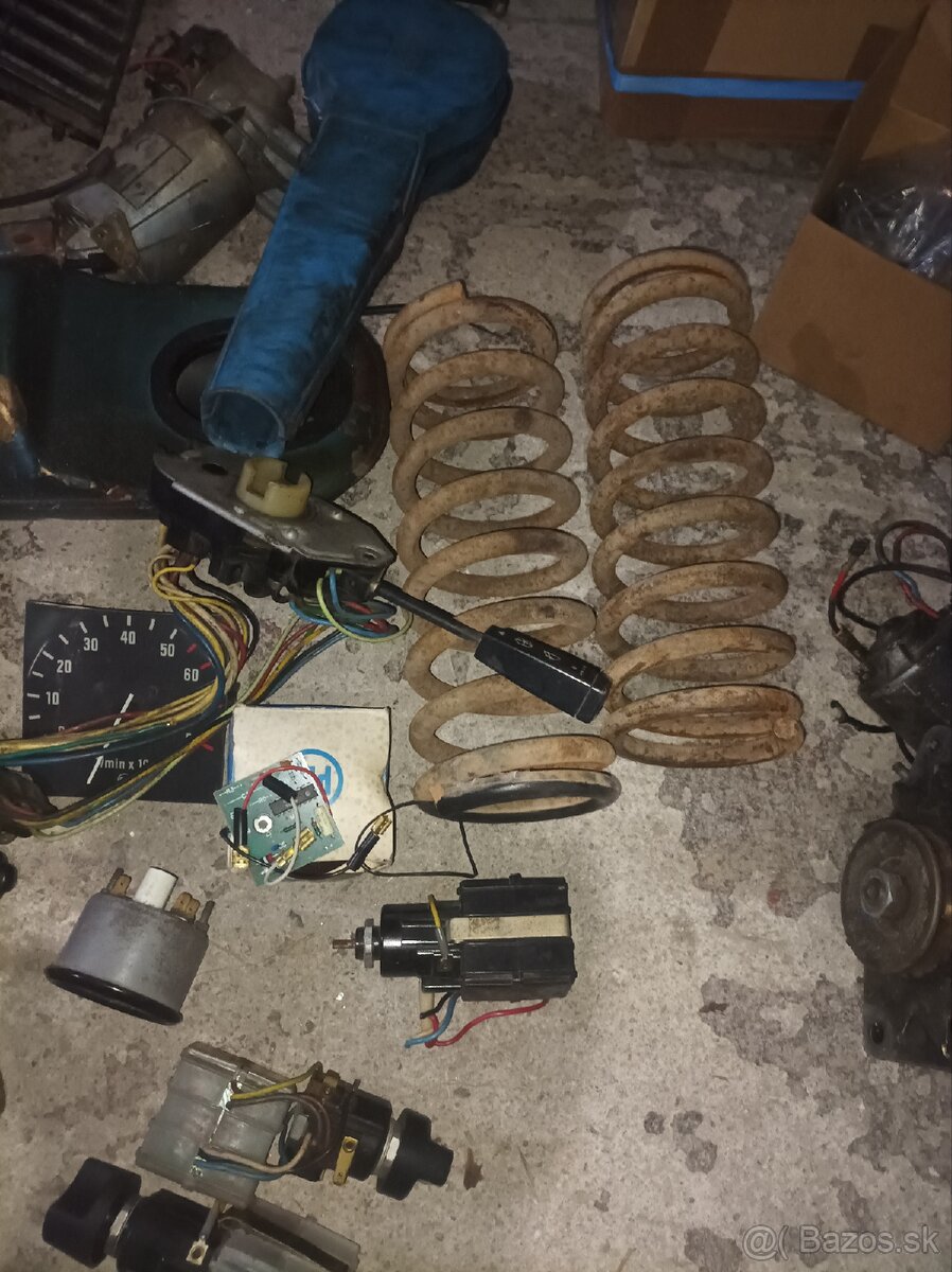 Predám diely Škoda 105 alebo 120 - 4