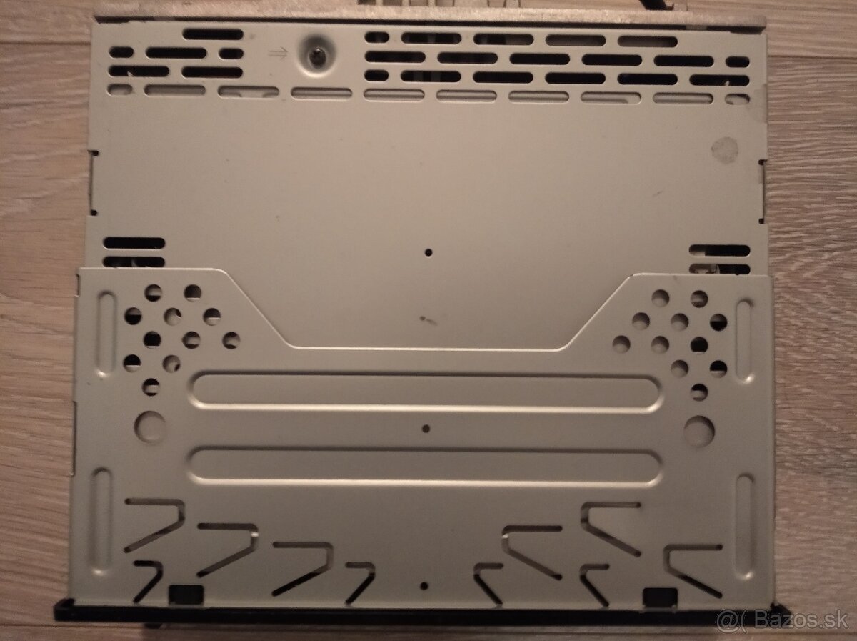 SONY Xplod CDX-GT20 - 4