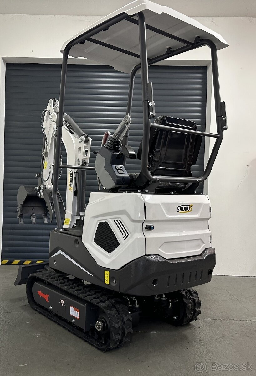 Mini báger 1,3t motor KUBOTA - 4