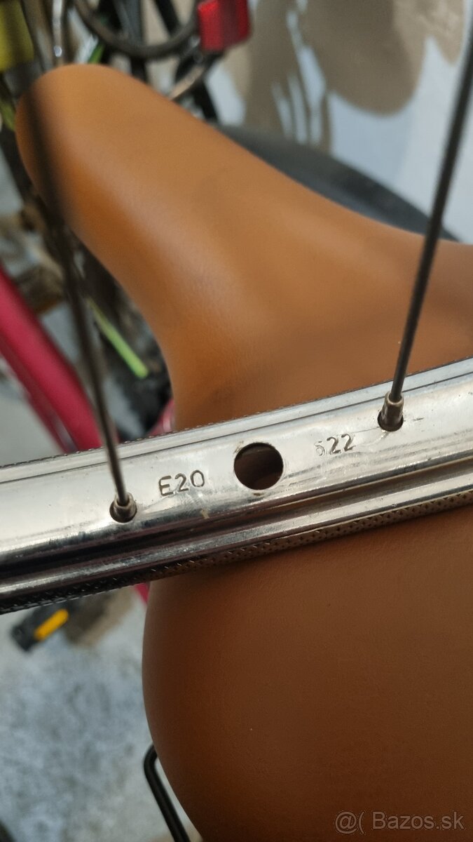 28" E20 - 622 kolesá 700C x 20 - 4