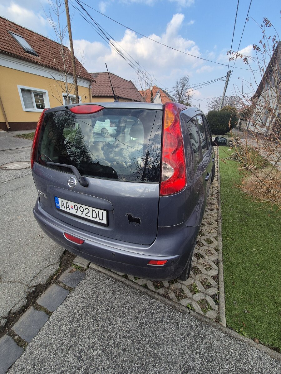 Predám Nissan Note 1 majiteľ STK/EK 11.2026 najazd 128 tisic - 4