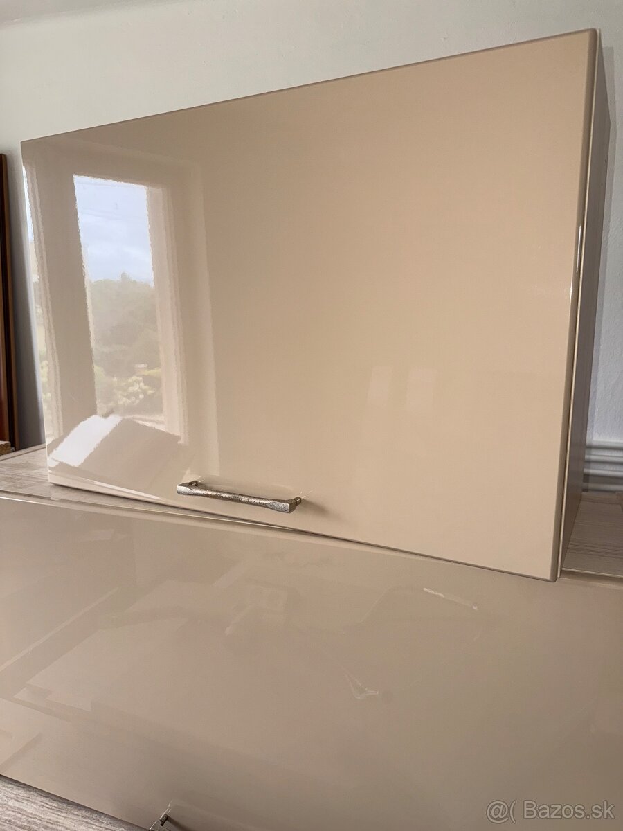 Kuchynská linka Decodom cappuccino lesklá so spotrebičmi - 4