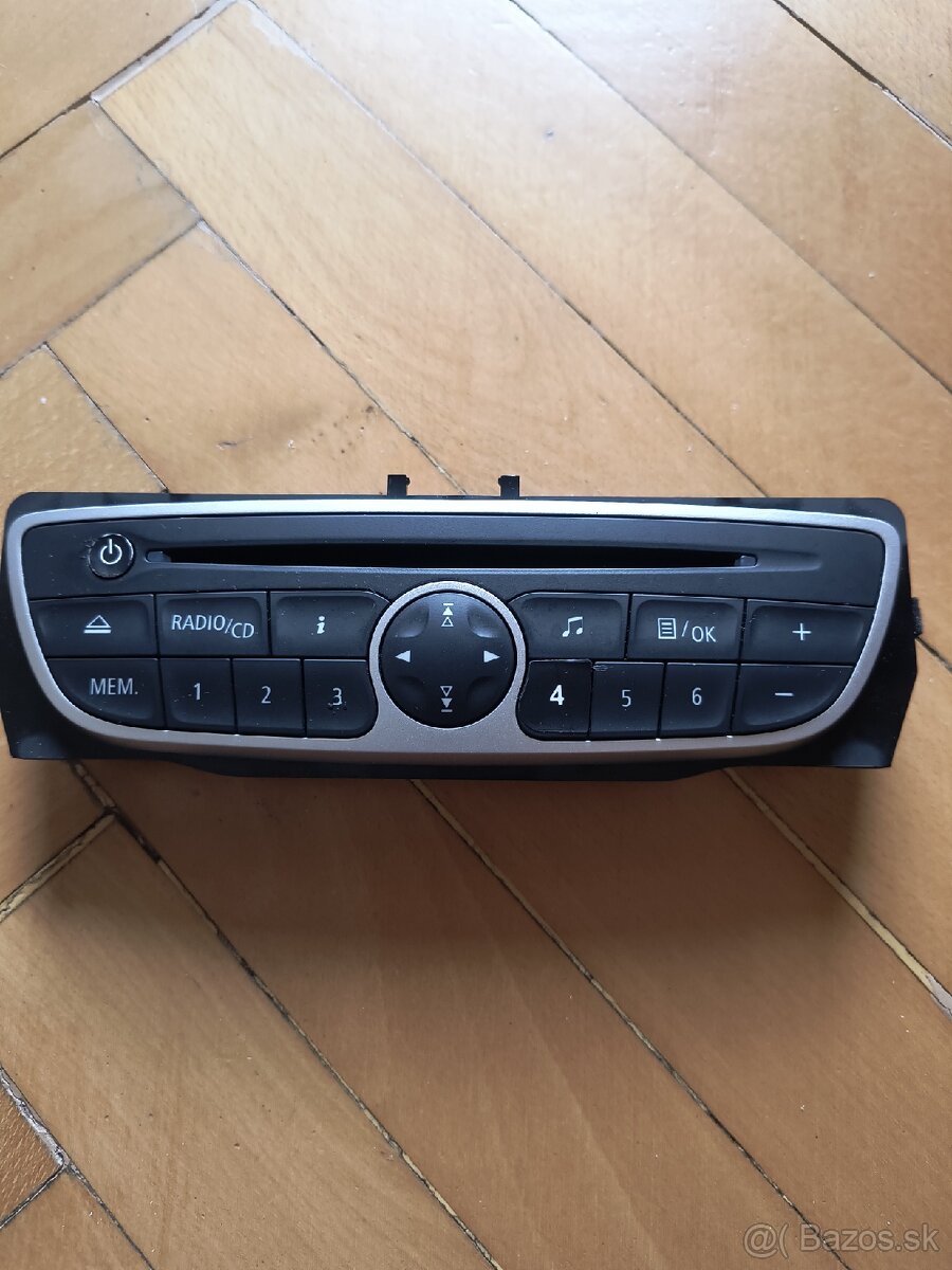 Autorádio Renault - 4