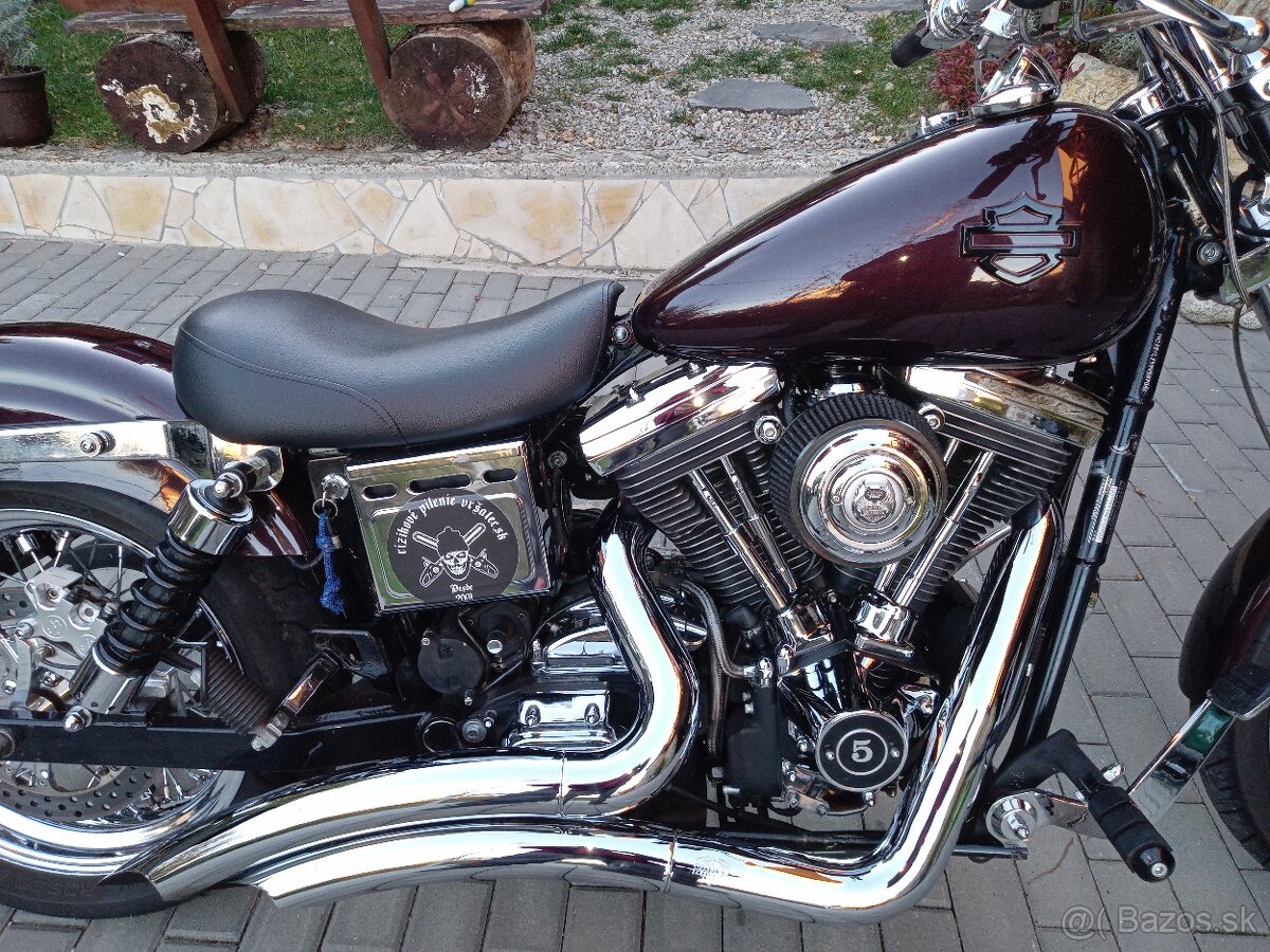 Harley Davidson - 4