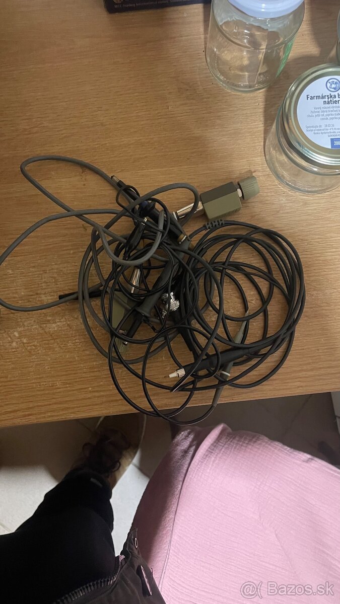 Predám osciloskopy, pulzný generátor a multimeter - 4