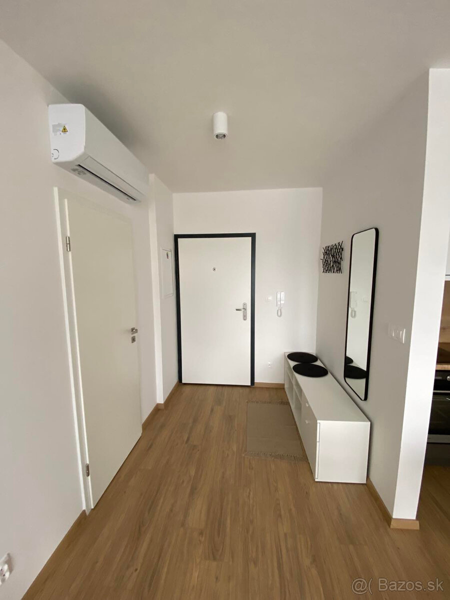 Prenájom 2izbového bytu - 4
