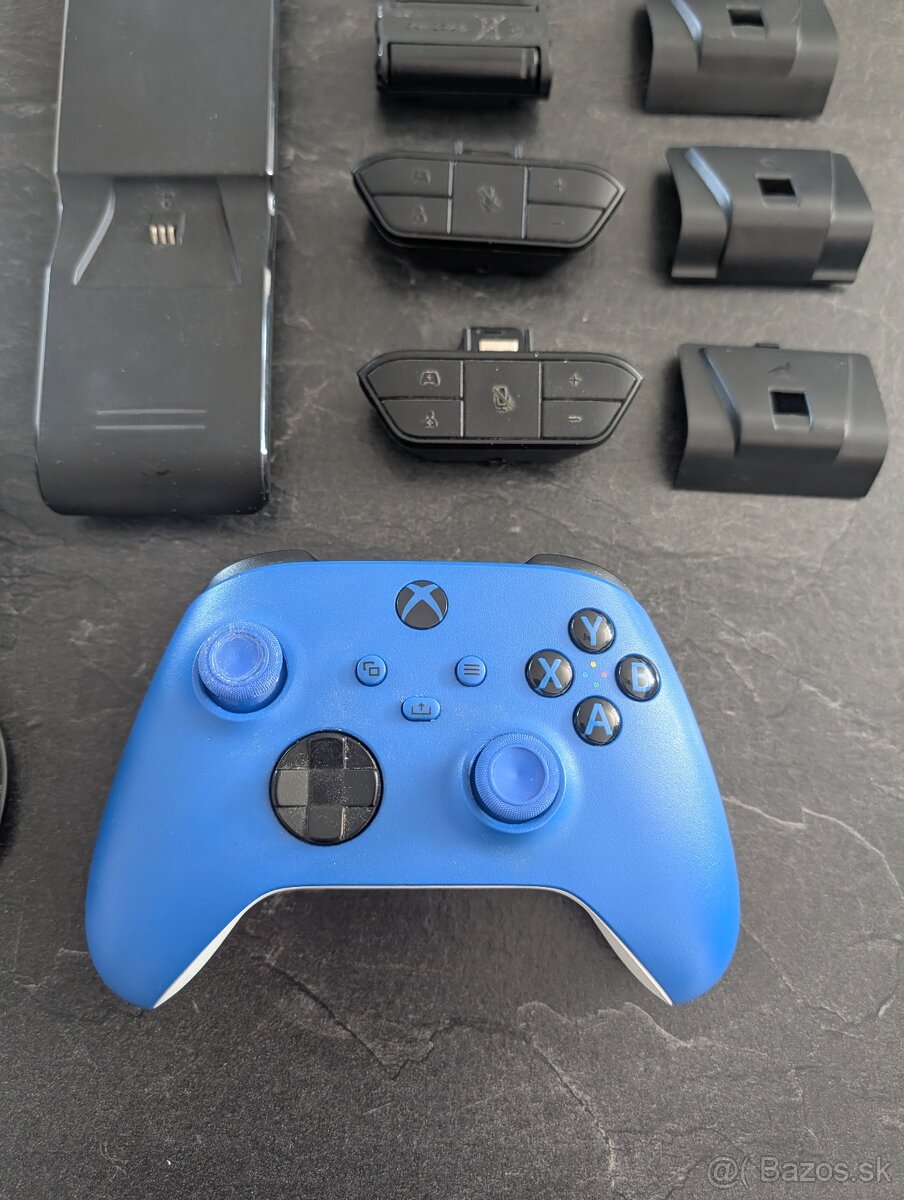 XBOX Series X + 1 TB karta + gamepad a príslušenstvo - 4