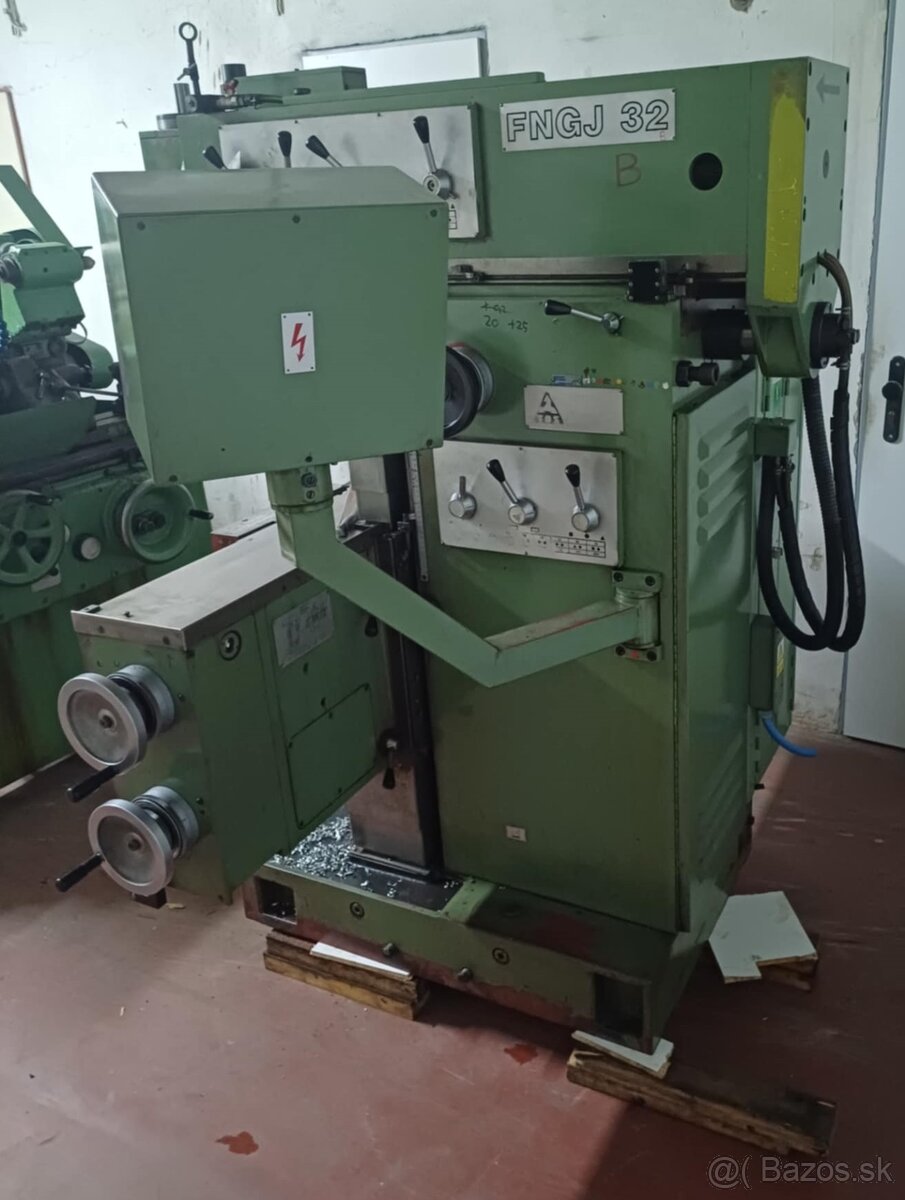 Prodám frézky FNGJ 32. - 4
