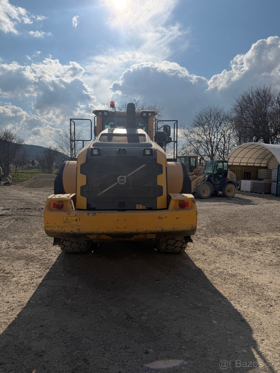 Kol. Nakladač VOLVO L180H (2016) - 4