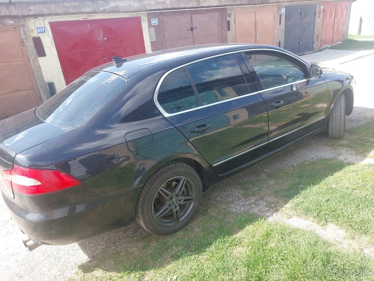 Skoda Superb 2.0tdi DSG 125kw - 4