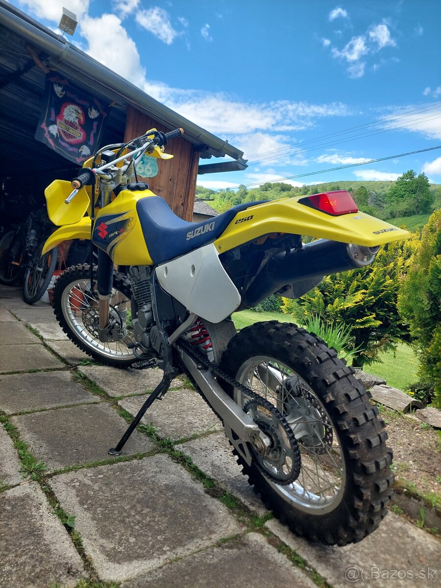 Suzuki DR-Z 250