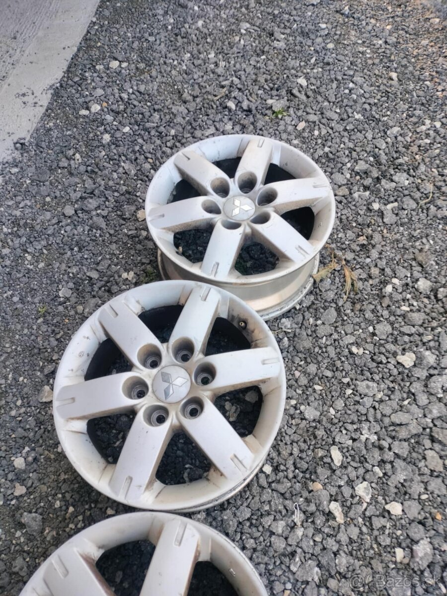 4ks alu disky orig. Mitshubishi 6x139,7 r17
