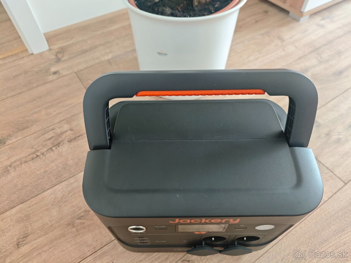 Nová nabíjacia stanica+solárny panel-Jackery Exp.V2 1070Wh - 4