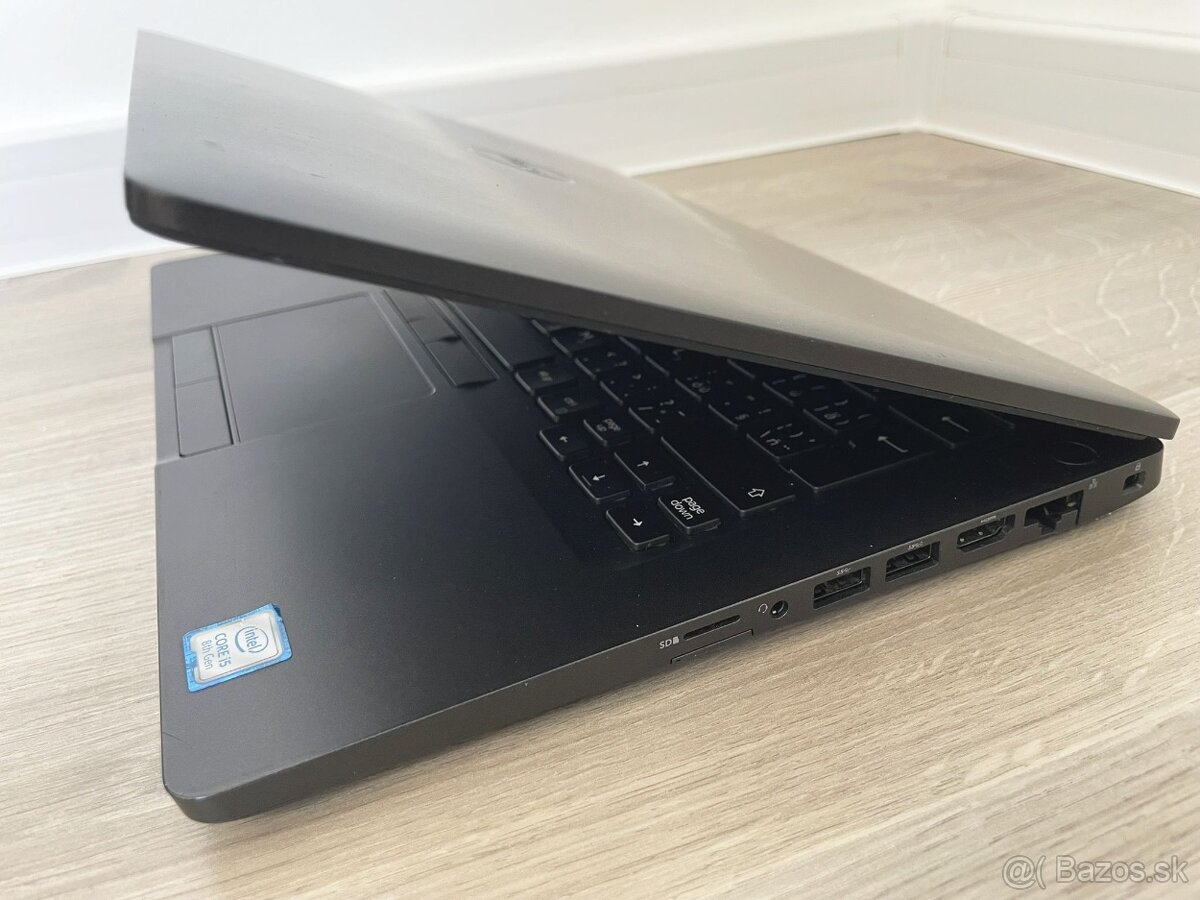 Výkonný pracovný notebook Dell Latitude 5400 - 4