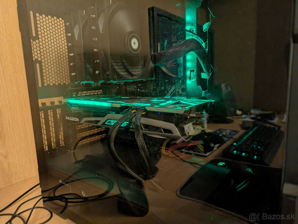 RX 6700 XT Sapphire Nitro+ - 4