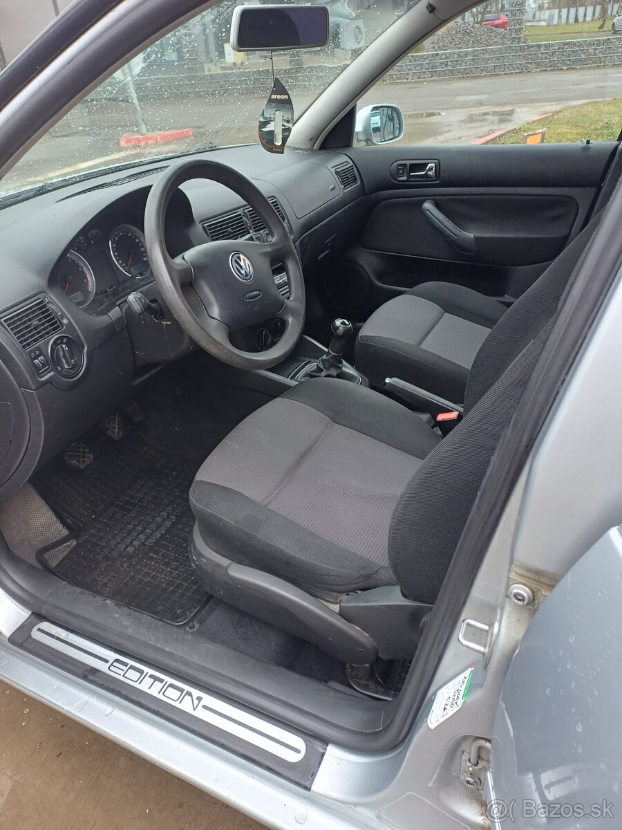 Volkswagen Golf 4 1.6 77 kw benzin 2003 - 4