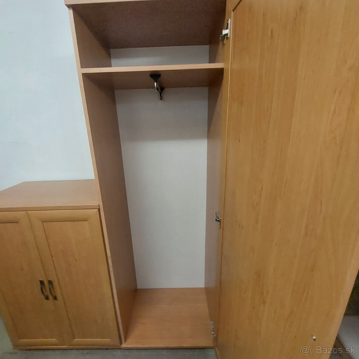 Skriňa a komody - 4