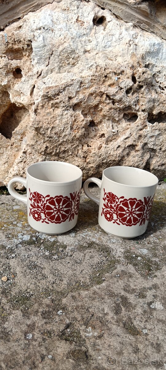 Žehlička, bábovka, misa, tanier.. - 4