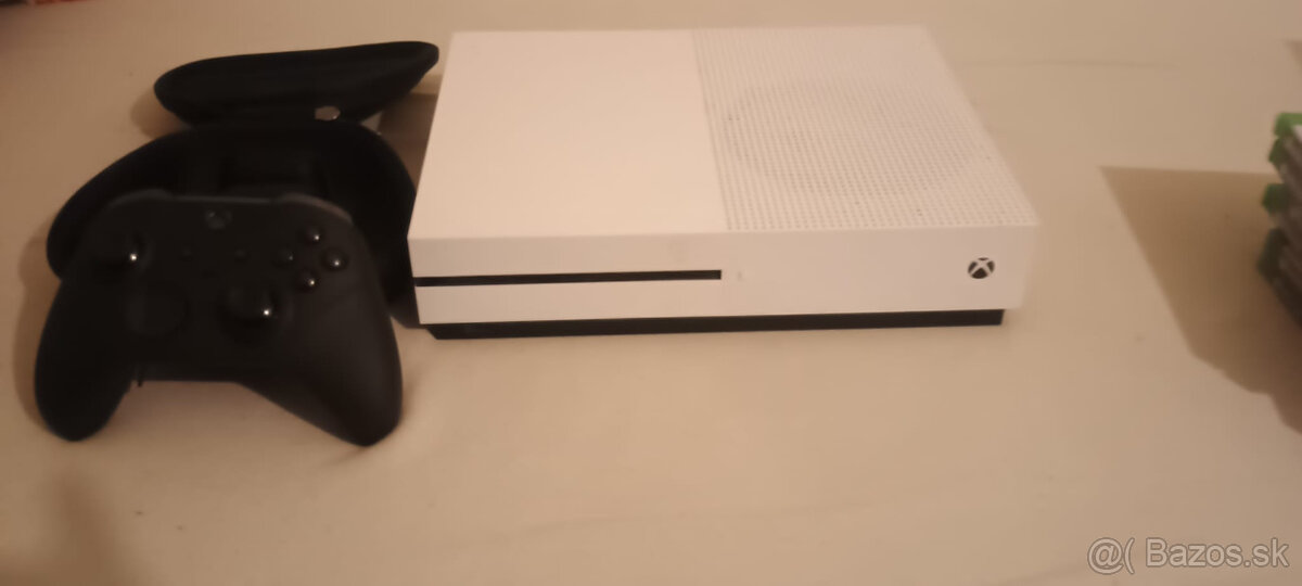 Xbox one S - 4