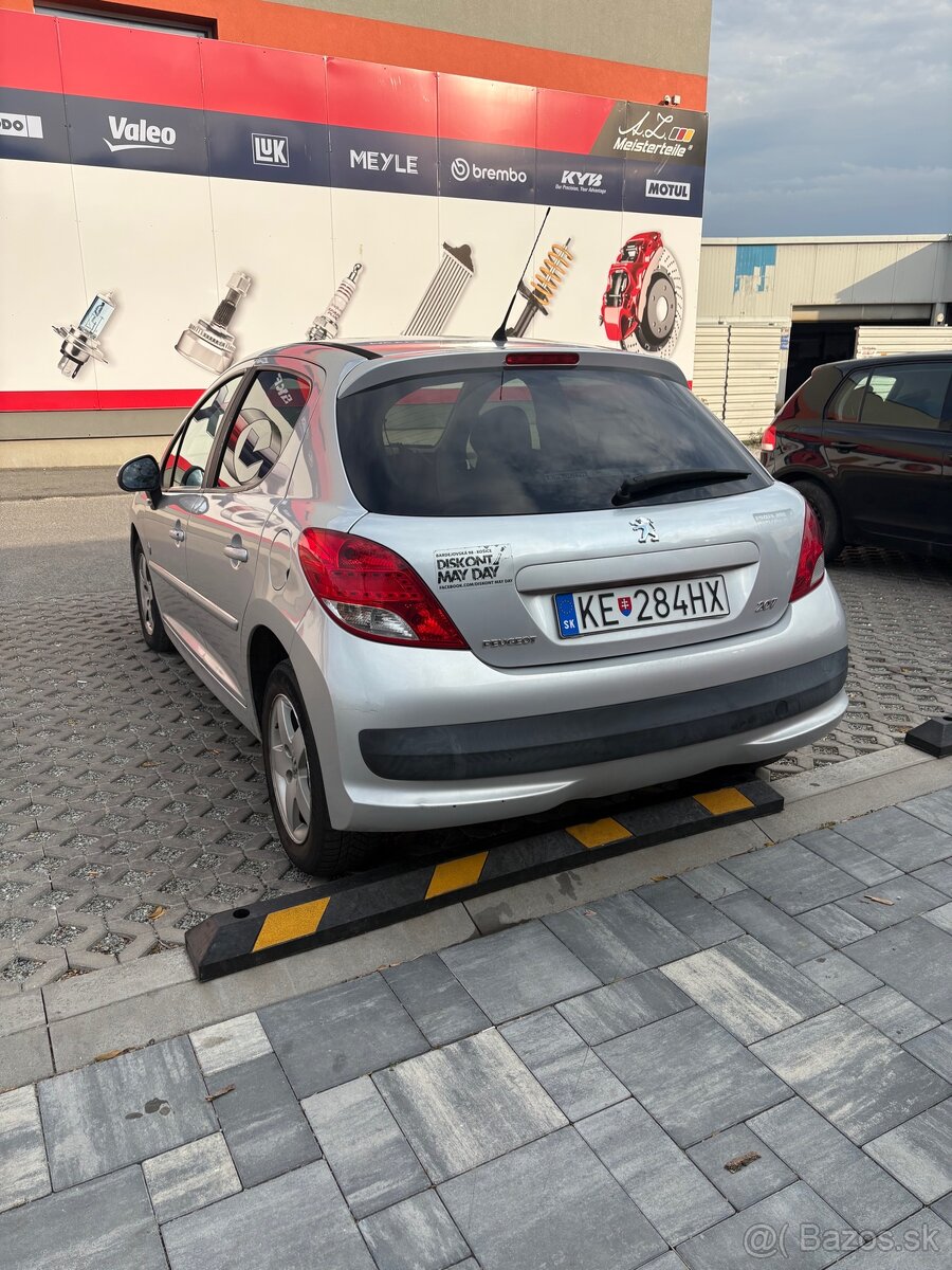 Peugeot 207 - 4