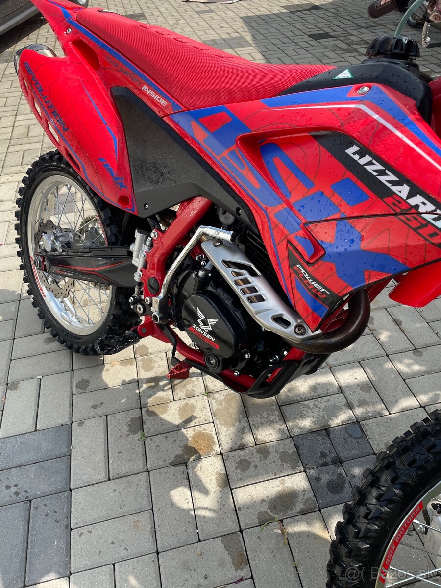 Enduro Asix 250 21/18