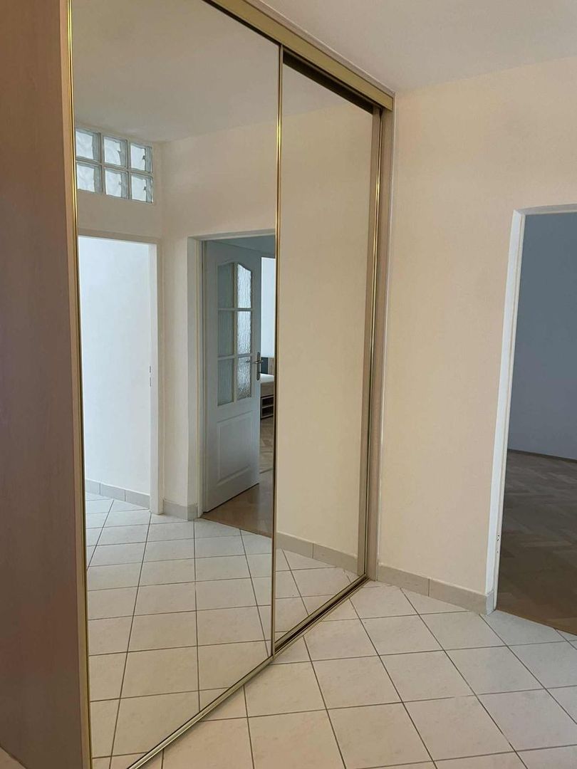 Prenajmeme kompletne zrekonštruovaný 3-izbový byt, Ružinov, - 4